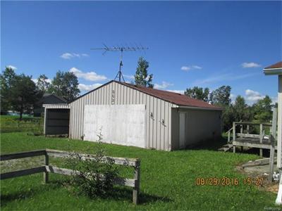 8624 Marquette