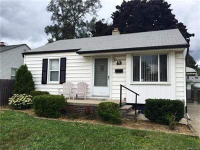 683 E Mapledale