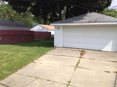 683 E Mapledale