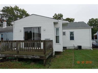 685 E Brickley