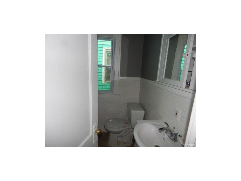 404 W Muir Ave