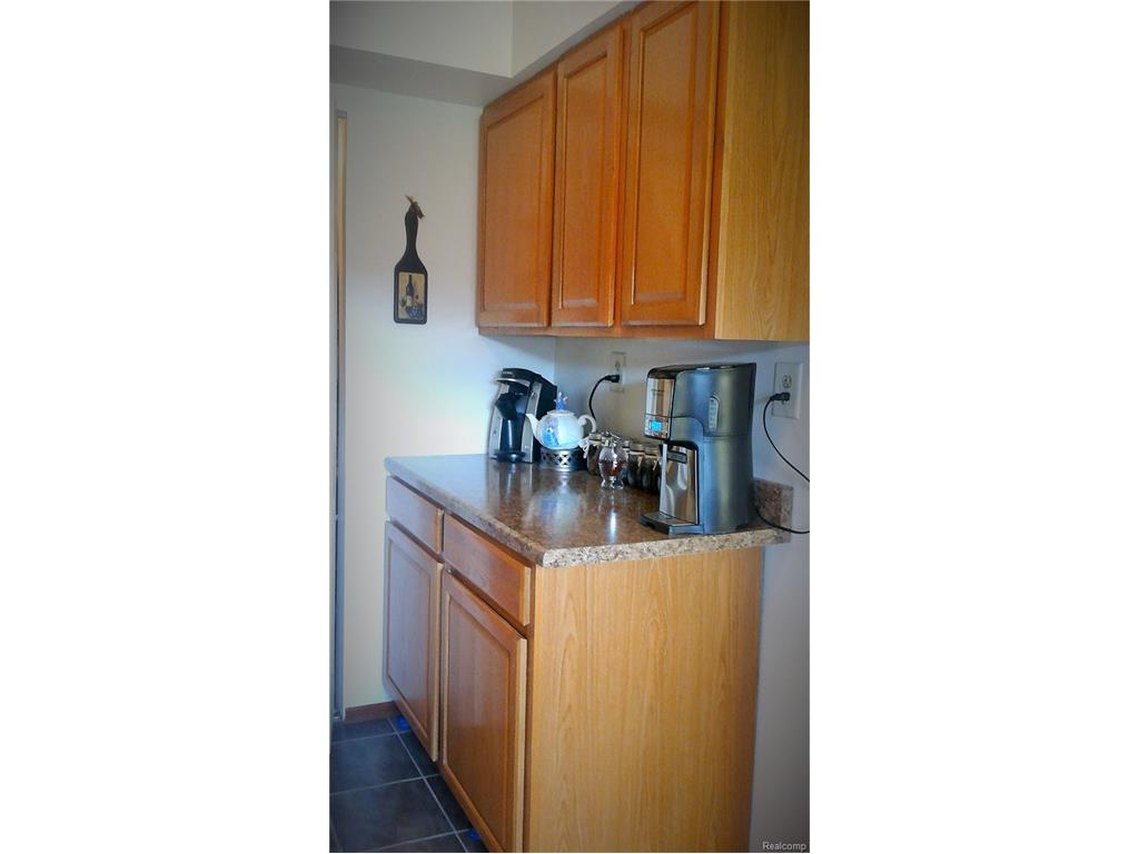 For Sale: 8121 Gibbons Rd Jeddo, MI 48032