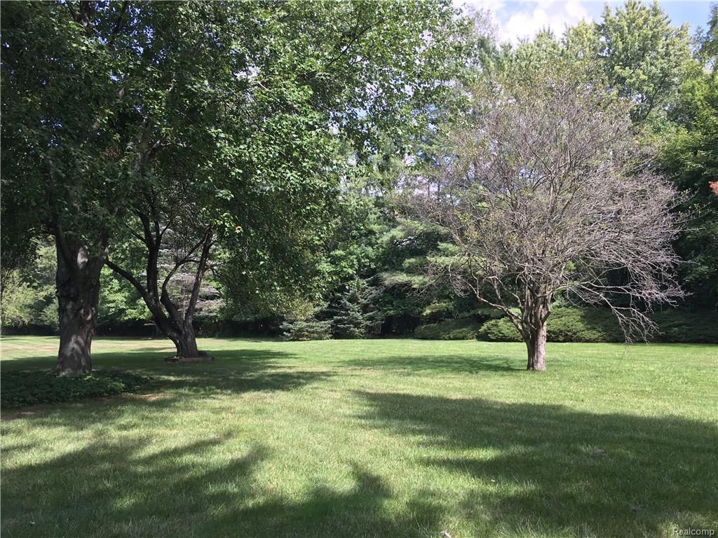 25210 Peekskill