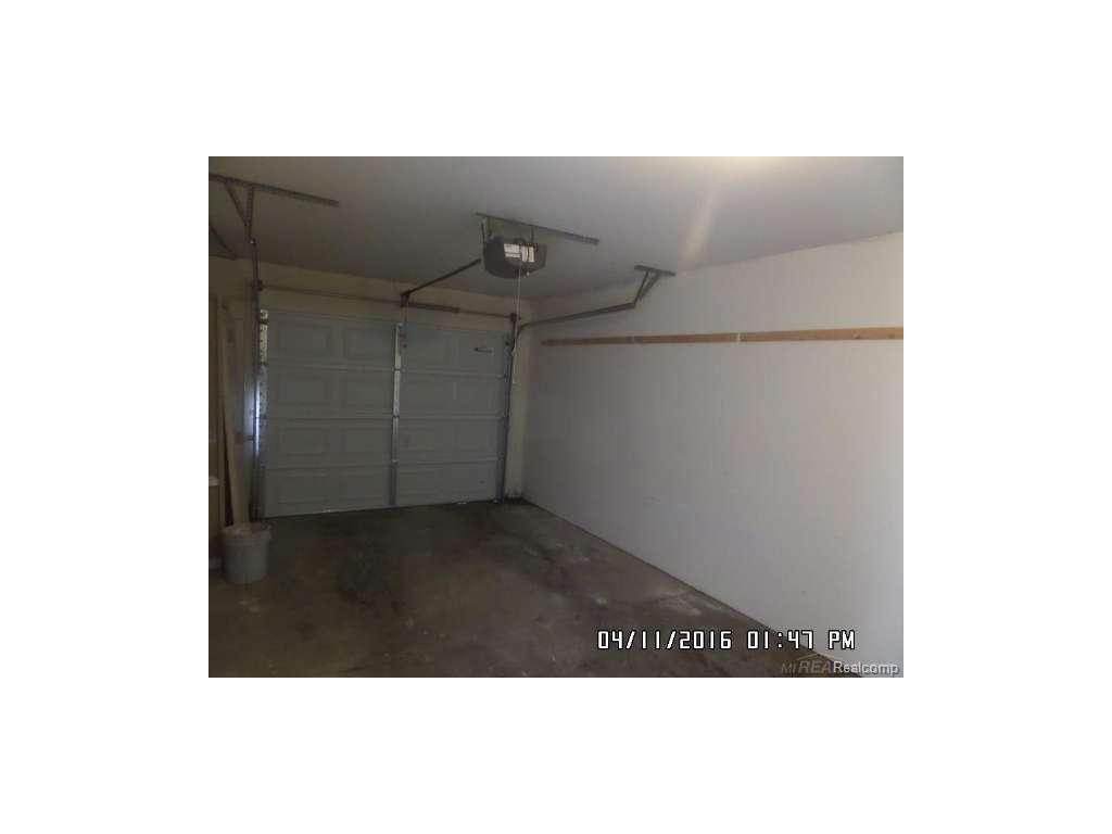 For Sale: 37417 Stonegate Clinton Township, MI 48036
