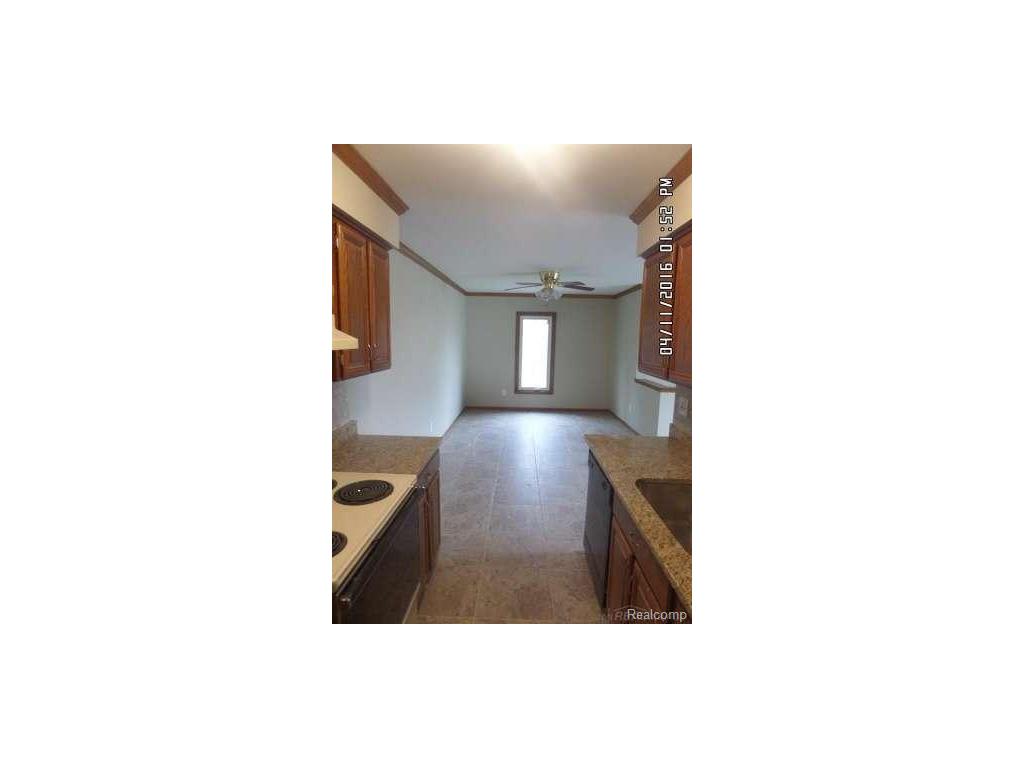 For Sale: 37417 Stonegate Clinton Township, MI 48036