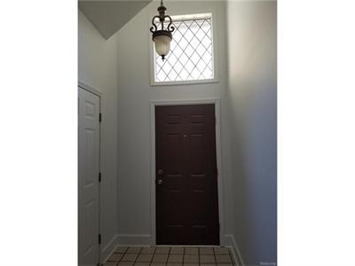 For Sale: 42666 Elizabeth Pl Clinton Township, MI 48038