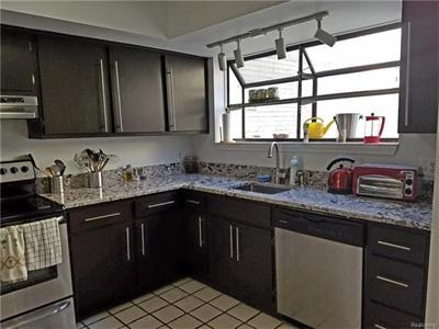 For Sale: 42666 Elizabeth Pl Clinton Township, MI 48038