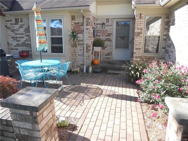 38741 Golfview W