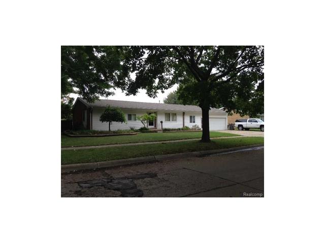 38741 Golfview W