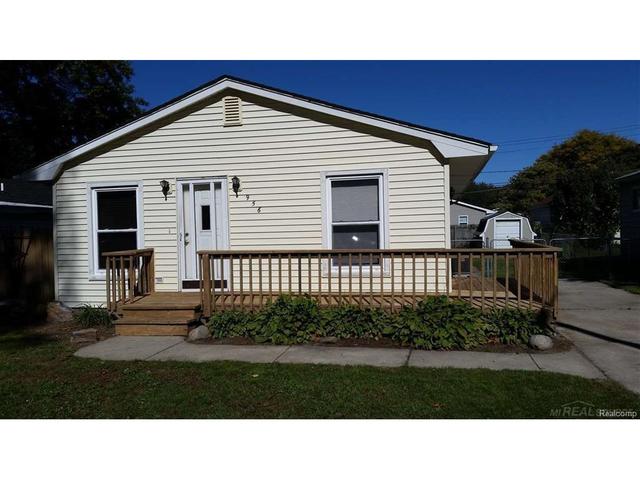 210 N Parker