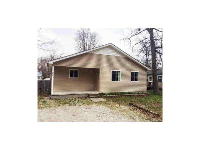 210 N Parker