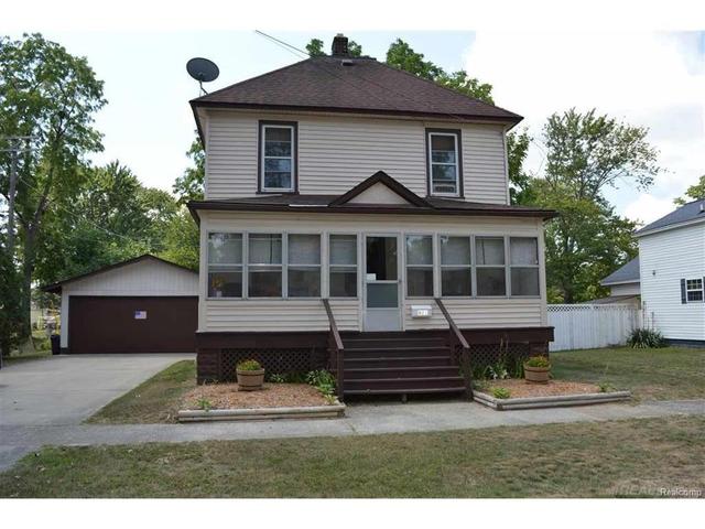 210 N Parker