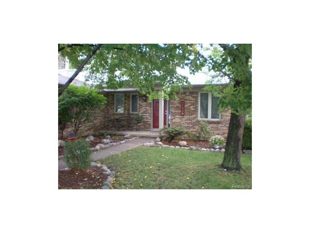 16921 Coral Ln
