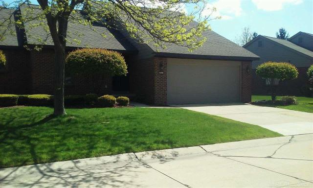 17060 Kensington Dr