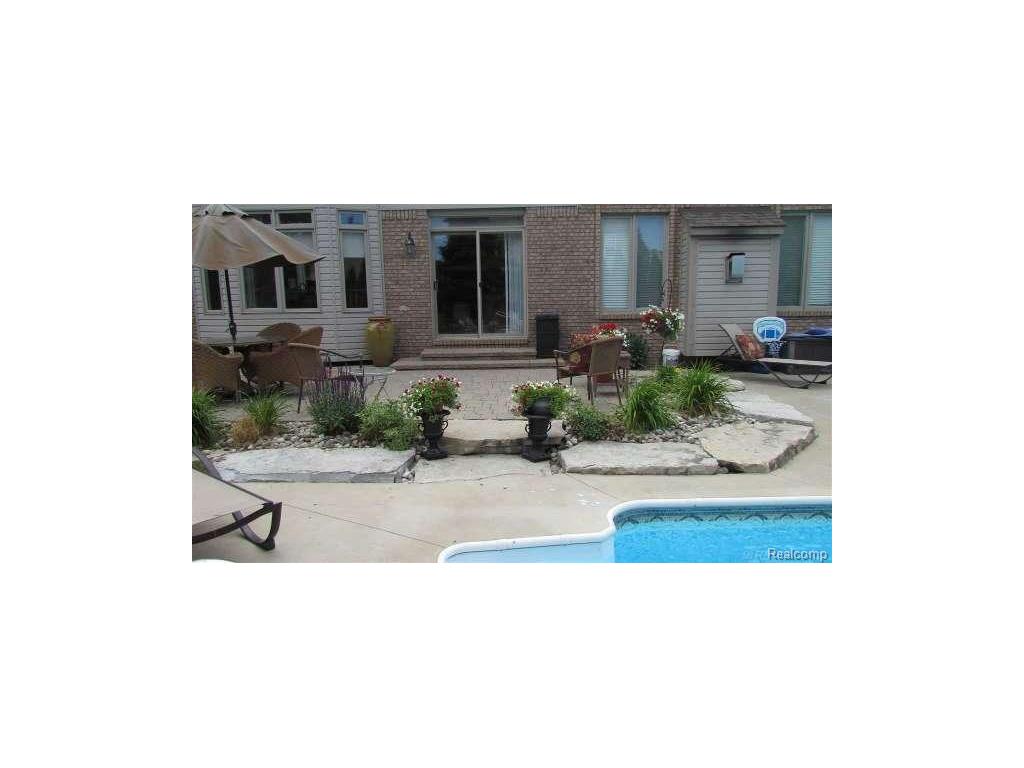 50600 Koss Macomb, MI 48044