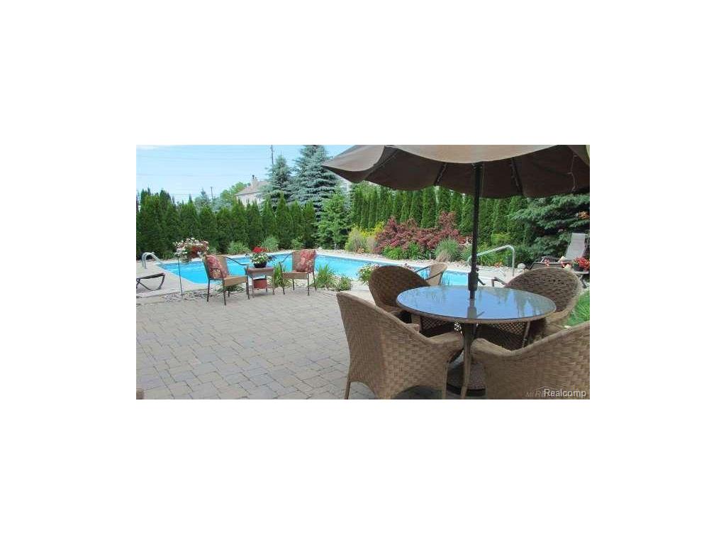 50600 Koss Macomb, MI 48044