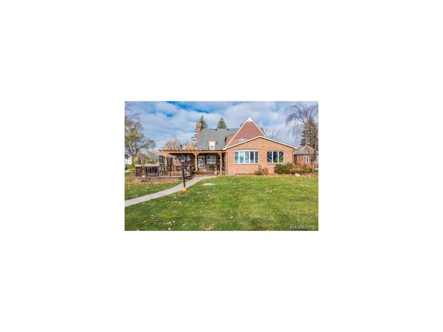 3400 Ridgeview