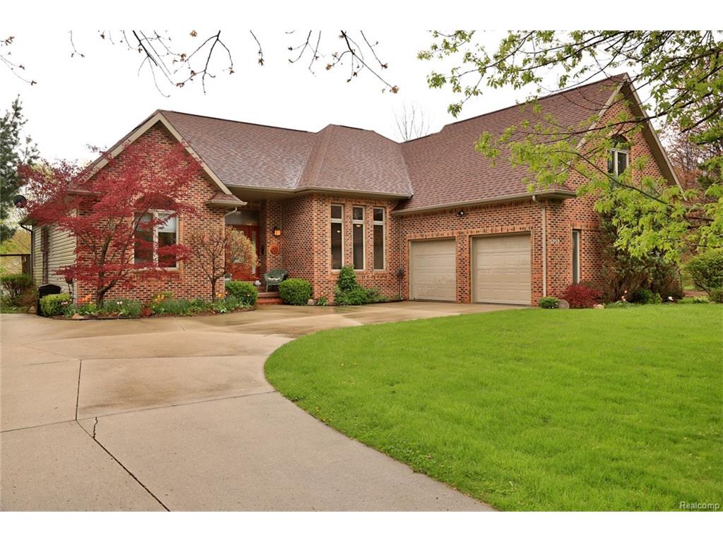 3346 Saint Andrews Dr