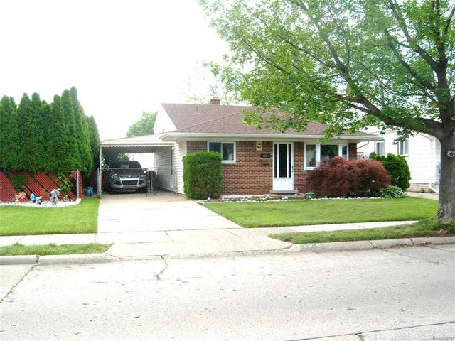 18414 Beechwood