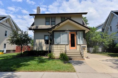 100 W 5th St #605