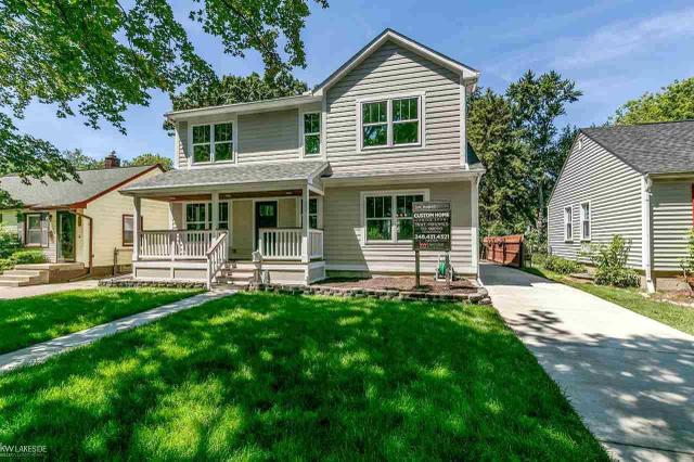 350 N Main St #901