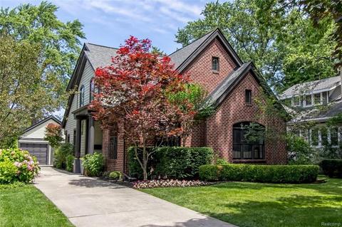 68 Oakdale Blvd