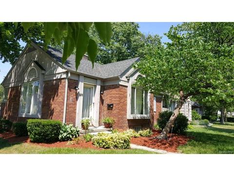 1428 Bird Ave