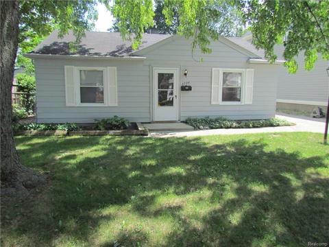 3117 Maplewood Ave