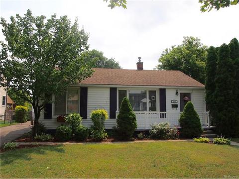3117 Maplewood Ave