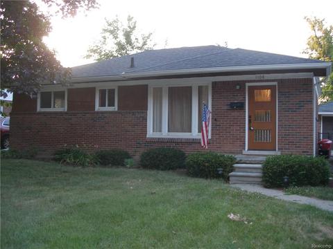 3117 Maplewood Ave