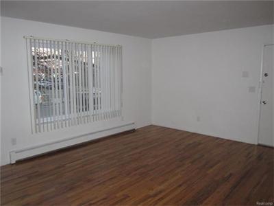 For Sale: 4821 Sedgemoor Royal Oak, MI 48073