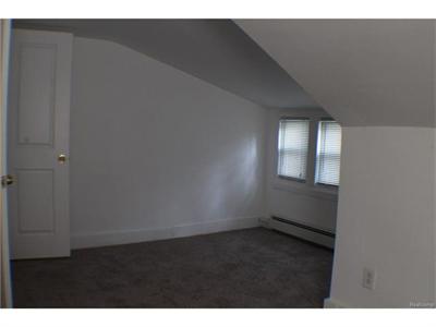 220 W Twelve Mile