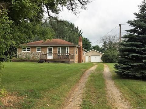 2005 NW Jack Pine Ln