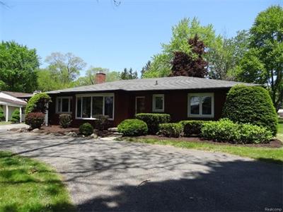 For Sale: 23780 Lee Baker Southfield, MI 48075