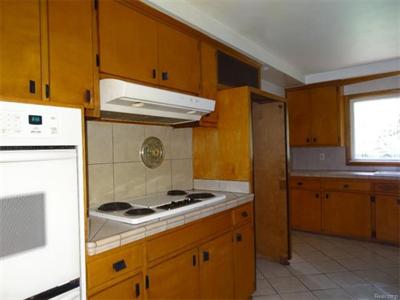 For Sale: 23780 Lee Baker Southfield, MI 48075