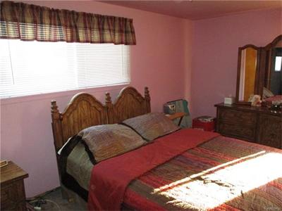 For Sale: 16049 Stratford Southfield, MI 48075