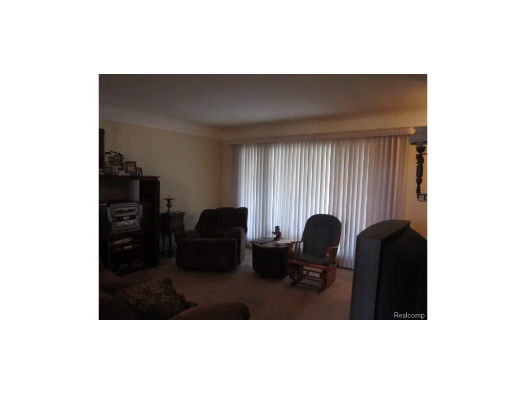 19500 Stanford Ln #1