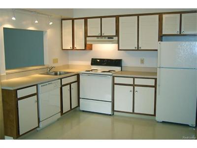 For Sale: 1285 Kirts Troy, MI 48084