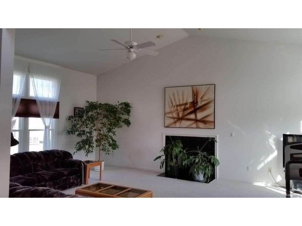541 Sara Dr