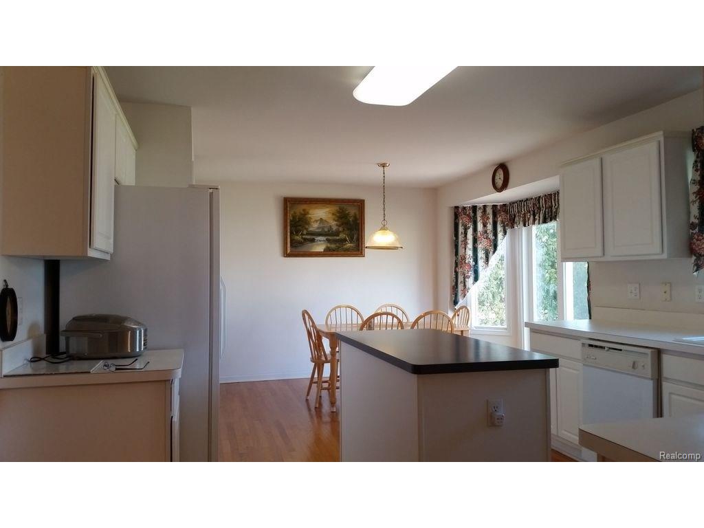541 Sara Dr