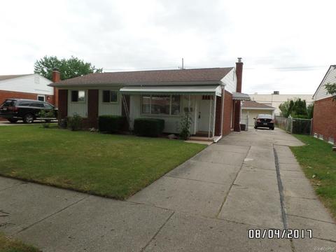 29104 Newport Dr