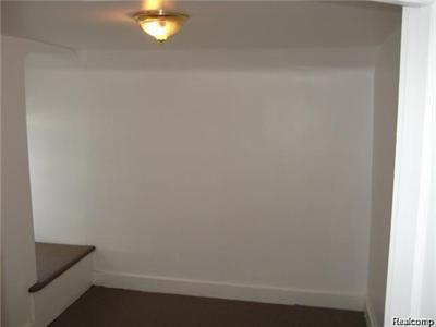 For Sale: 7624 Jackson Warren, MI 48091