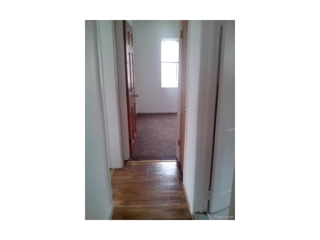 4817 E 13 Mile Rd