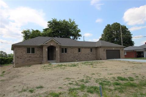 2254 Chicago Rd