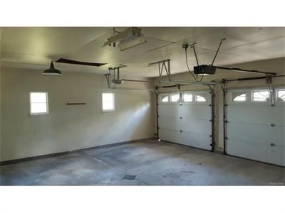 7035 Brockway