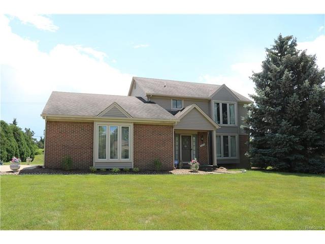 1285 Falcon Dr