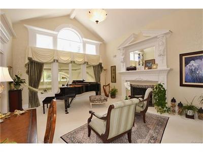 For Sale: 2949 Vineyards Troy, MI 48098