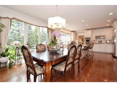For Sale: 2949 Vineyards Troy, MI 48098