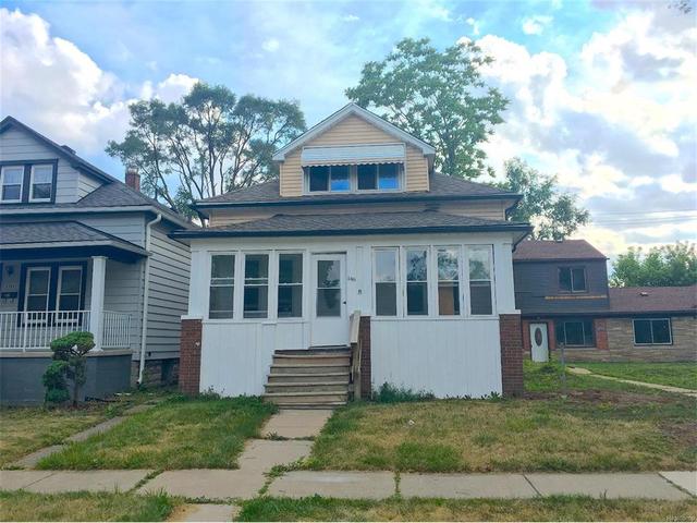 1466 Chandler Ave
