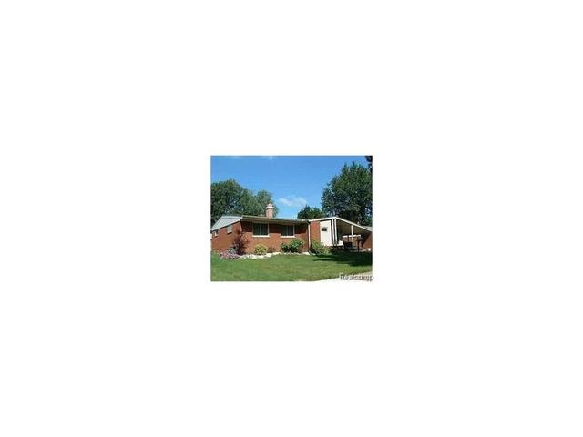 9672 Seavitt Dr